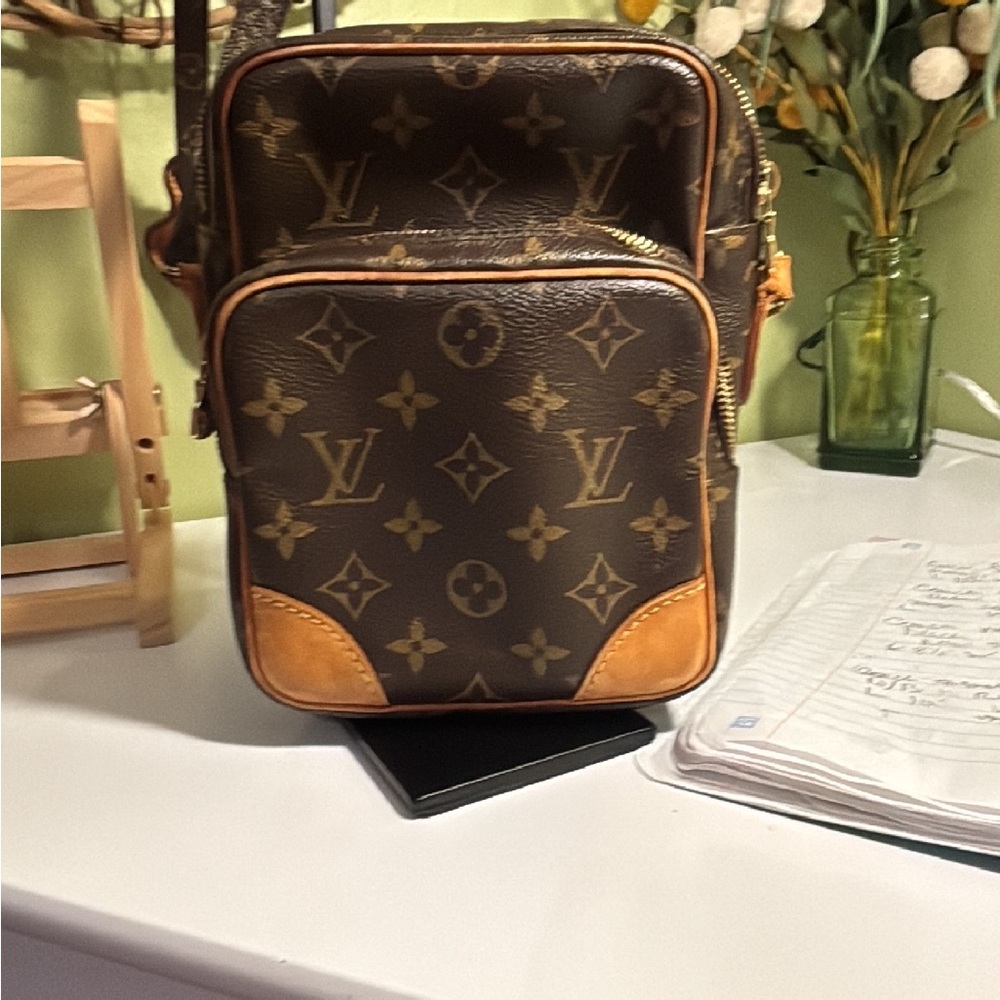 Louis Vuitton Monogram Canvas Brown Crossbody Bag with Tan Trim